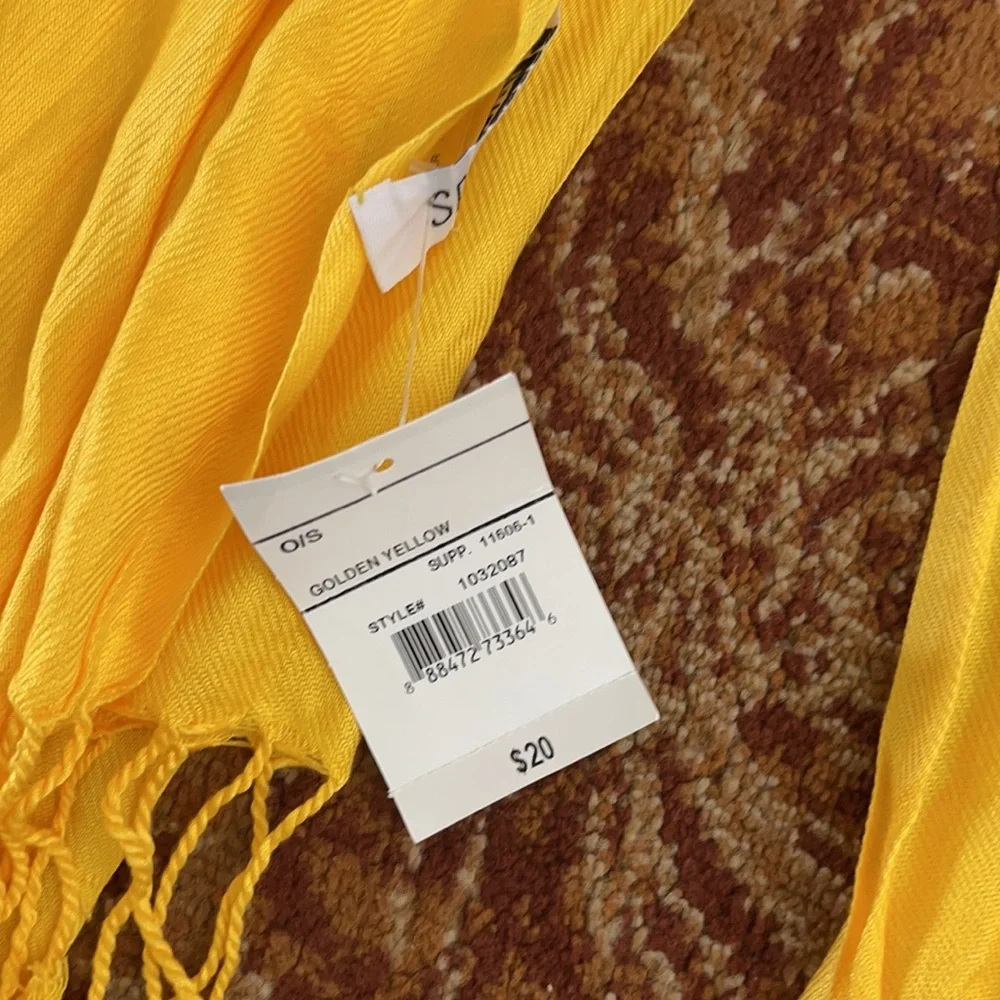 SCARF - Picture 5 of 5